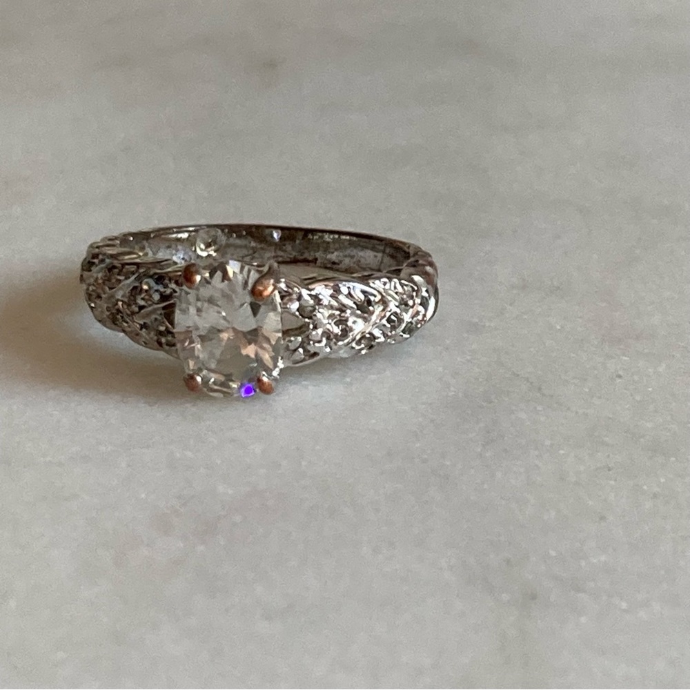 Silver Oval Stone Ring